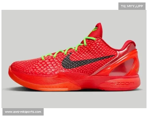 瓦妮莎定制施华洛世奇水晶科比战靴限量拍卖破百万引热议