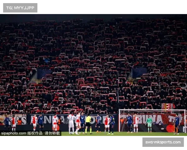 拜仁边路进攻与中路渗透结合多点开花令对手难防